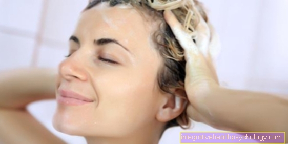 This is how greasy hair is treated properly