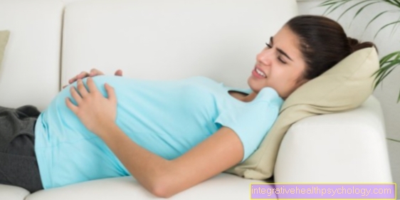 آلام المعدة أثناء الحمل