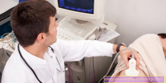 Treatment of a kidney cyst
